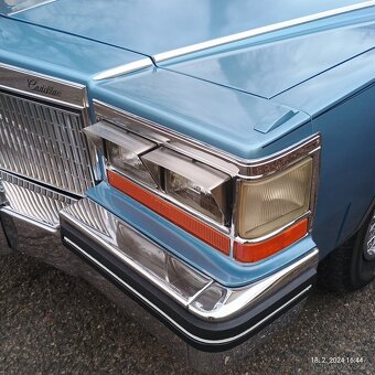 Cadillac sedan deville - 10