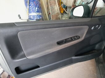 Peugeot 207 cc - 10