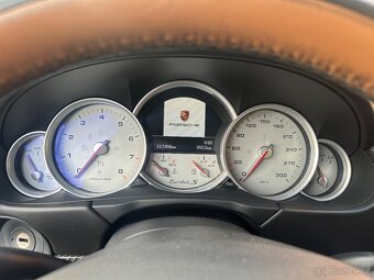 Porsche Cayenne 4.8 Turbo s 404 kw - 10