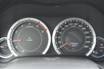 Honda Accord 2.2 I-DTEC 173 000 KM - 10
