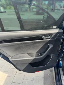 SUPERB 2.0TDI 140KW LAURIN & KLEMENT 4X4DSG CHLAZENE SEDADLA - 10