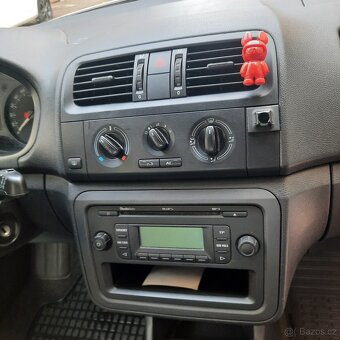Skoda fabia 1,6 tdi 66 kw.nova stk - 10