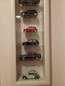 Modely 1:18 - 10