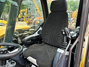 MECALAC 11 MWR KOLOVÁ RÝPADLO - 10