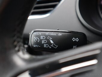Škoda Octavia 2.0TDi ParkPilot, DigiClima, Výhřivané sedadla - 10