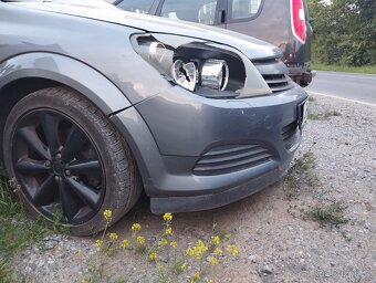 Opel Astra H GTC 1.4 benzín. - 10