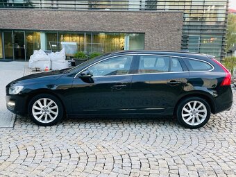 Volvo V60 2.0D3 5VÁLEC MANUÁL LED TAŽNÉ SENZORY FACELIFT - 10