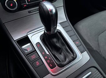 VOLKSWAGEN PASSAT 1.8 TSI 118 KW AUTOMAT ( DSG ) - BENZÍN - 10