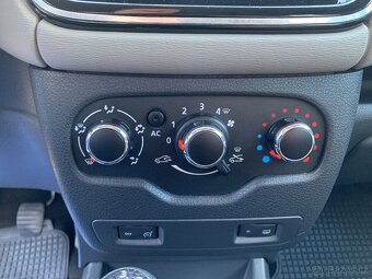 Dacia Lodgy 1.6i 16V r.v.2012 - 10