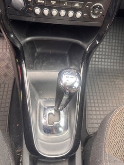Citroen C3 1.4 50kw automat 2012 - 10