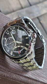 CITIZEN Eco-Drive Chronograph 0-24 Day - 10