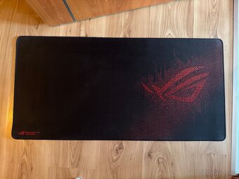 Herní Notebook Lenovo - 10