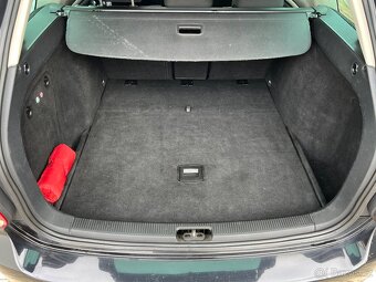 VW Golf 6 1.6 TDi 77kw HIGHLINE - 10