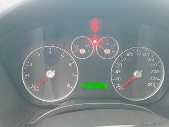 Ford Focus C-MAX, 1.8i, 88kW, 2004, Dobrý stav - 10