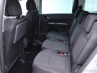 Peugeot 5008 1,6 HDI 112k CZ Premium Tažné (2011) - 10