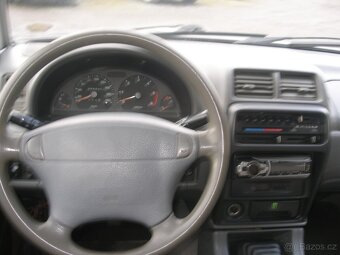 SUZUKI GRAND VITARA,1.9 TD,66KW,4x4,KLIMA,TAŽNÉ,BEZ KOROZE - 10