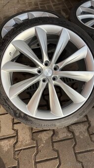 TESLA MODEL X KOLA R22 - 10