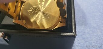 Nixon Zlaté hodinky aj strieborne veľká nad 5cm priemer - 10