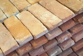 Obklad z cihel, cihlové pásky - 10