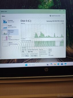 Výkonný notebook HP ProBook 450 v pěkném stavu - 10