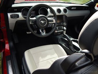 Ford Mustang Cabrio AUTOMAT-PŮVOD ČR-CEBIA-17 000KM-DPH - 10