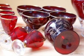 čtvrtých 20fotek Sklo a porcelán různe prodám - 10