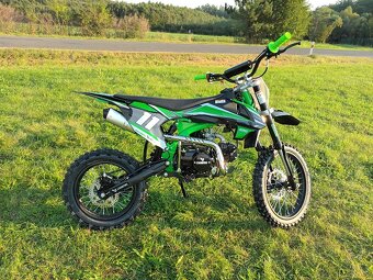 Pitbike Shark E-start 125ccm 17x14 zelená - 10