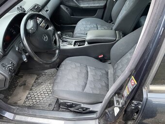 Mercedes Benz w203 2.0d 2003 sedan - 10