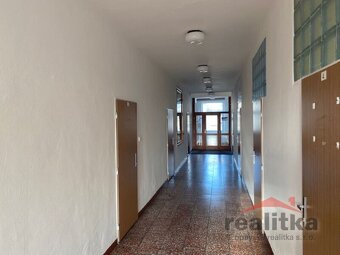 Pronájem kancelářských prostor 20m2 , Palhanecká, Opava - Ja - 10