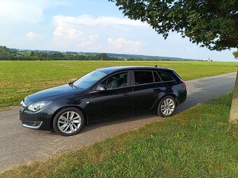Opel Insignia sports tourer sw 2.0cdti - 10