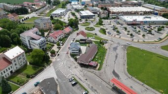 Prodám rodinný dům v Jičíně 2x 4+kk - 10