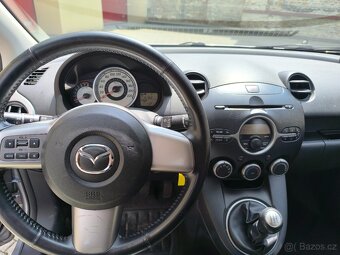 Mazda 2, r.v: 12/2009, 1.3 55kw, 115000km, klima, dovoz D - 10