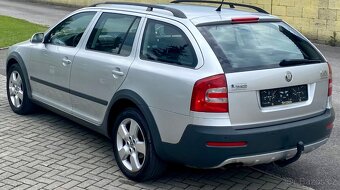 Škoda Octavia SCOUT 2.0 TDI 4X4 103KW COMBI ELEGANCE - 10