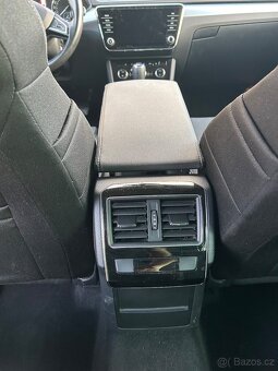 Skoda Superb Combi - 10
