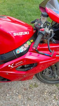 Suzuki GSX-R 1000 okruhovka - 10
