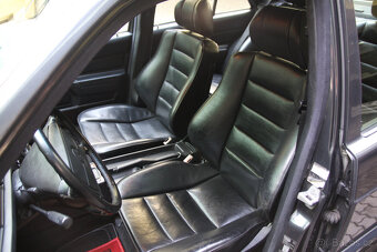 Mercedes-Benz 190 2,5 16V - 10