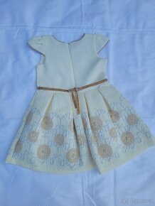 Dívčí šaty - 10