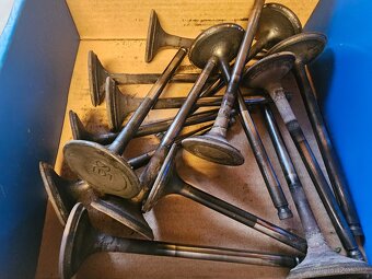 Subaru impreza díly - 10