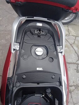 Honda Sh 300i - 10