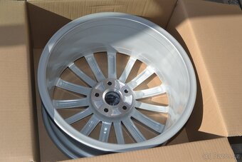 4ks NOVÉ orig.alu disky R18 Škoda Octavia III 2013-2020 - 10