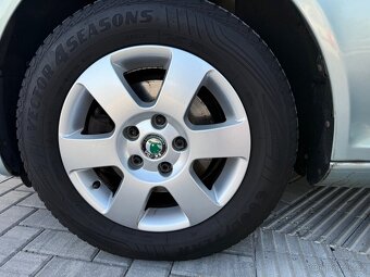 Škoda Octavia 1.4tsi 90kw 3/2012 výhřev sedaček jen 149km - 10