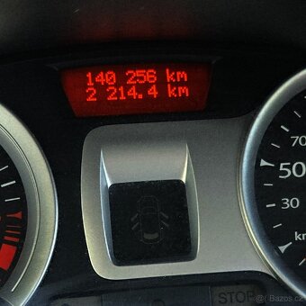 RENAULT CLIO COMBI 1,2 16v ROK 2010 140tis km KLIMATIZACE - 10