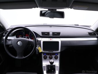 Volkswagen Passat 2,0 TDI 103kW Highline 1.Maj (2007) - 10