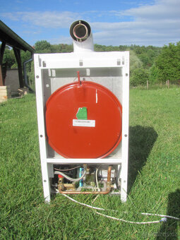 KOMBINOVANÝ PLYNOVÝ TURBO KOTEL PROTHERM 24KW - 10