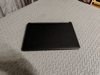 Dell Latitude E5470 - 10