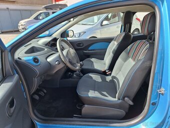 Renault Twingo 1.2i 16V 55KW S.Kniha, Polokabriolet , Klima - 10
