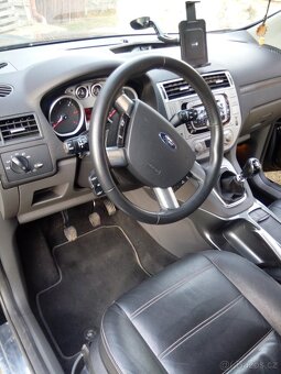 Ford Kuga 4x4 - 10