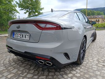 Kia STINGER 3.3i V6 T-Gdi Gpf - 10