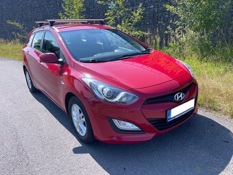 Hyundai i30 combi 1,4 nové v ČR, servis. knížka - 10