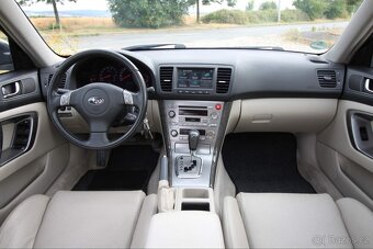 LEGACY 3.0R,H6,180kw,5st.Aut,Navi,TAŽNÉ,ServisSUBARU,Bez rzi - 10